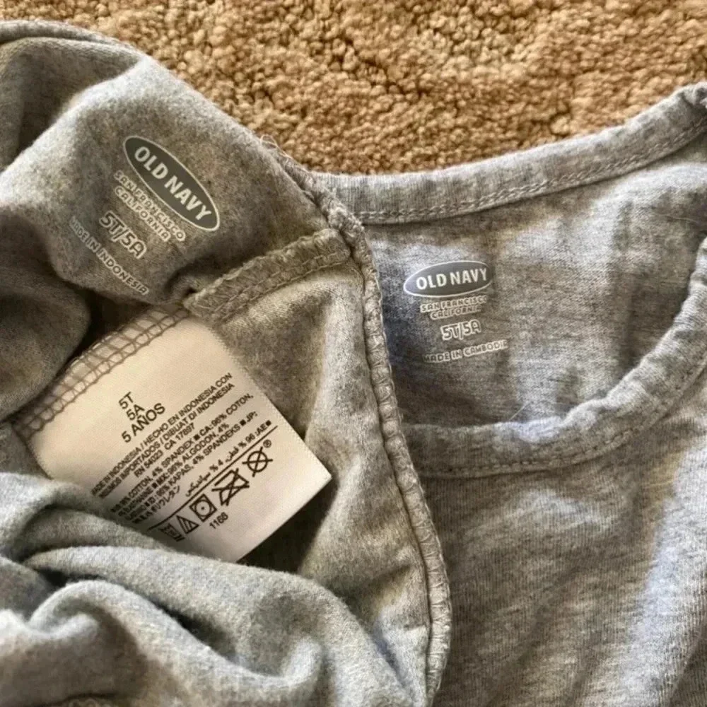 Old navy 5t swingy gray  tunic dress top with matching gray leggings leaf print